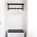 Komfortable Med Sjoutsikt アパート Stadlandet